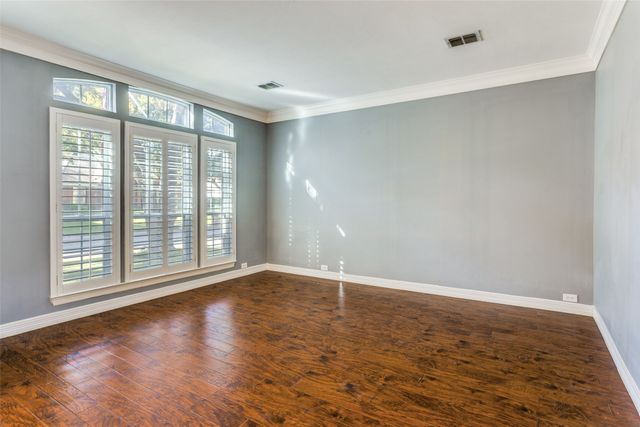 6740 E Park Drive, Fort Worth, TX 76132