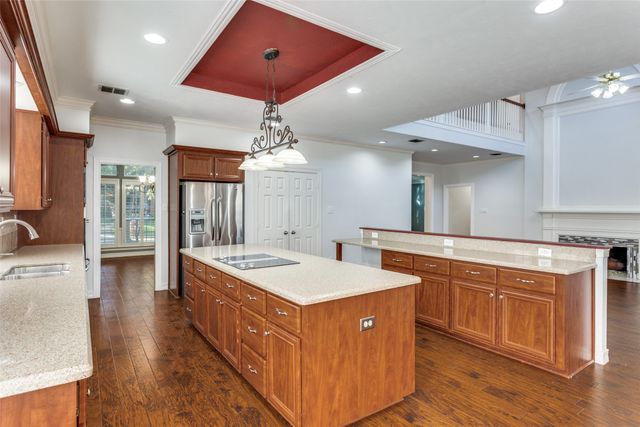 6740 E Park Drive, Fort Worth, TX 76132