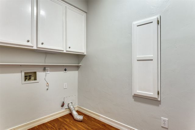 6740 E Park Drive, Fort Worth, TX 76132