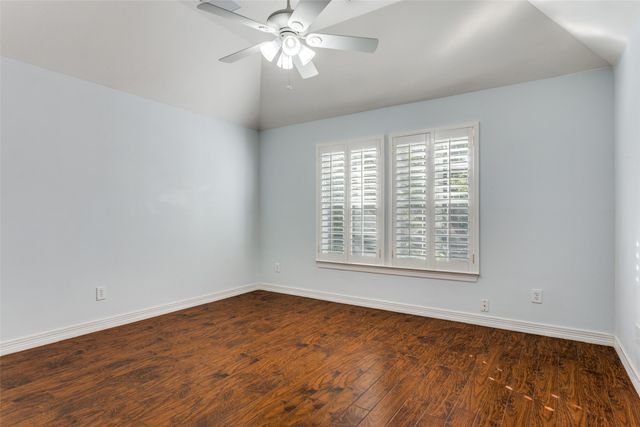 6740 E Park Drive, Fort Worth, TX 76132