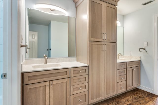 6740 E Park Drive, Fort Worth, TX 76132