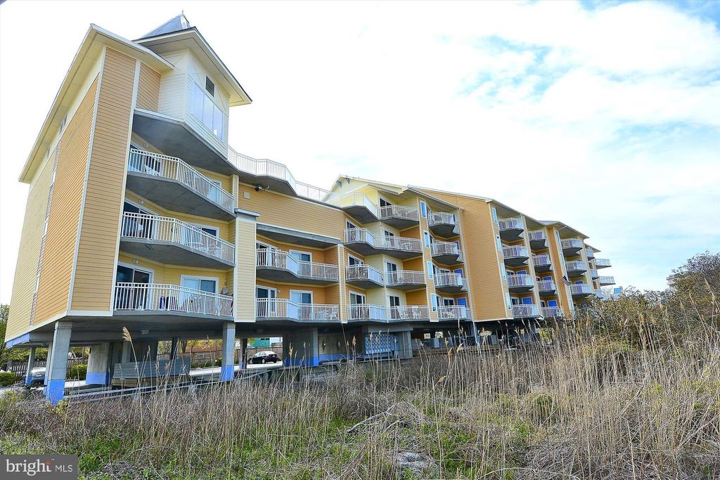 106 83rd St Unit 109, Ocean City, MD 21842