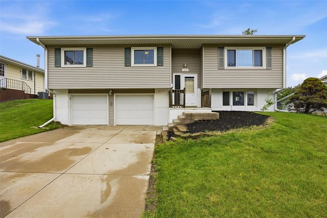 1870 26th Street, Marion, IA 52302