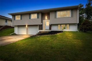 1870 26th Street, Marion, IA 52302