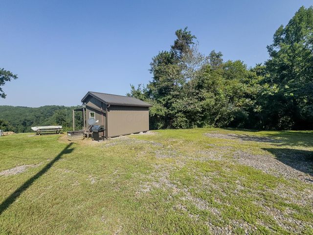 12141 Burton Hill Road, Glouster, OH 45732