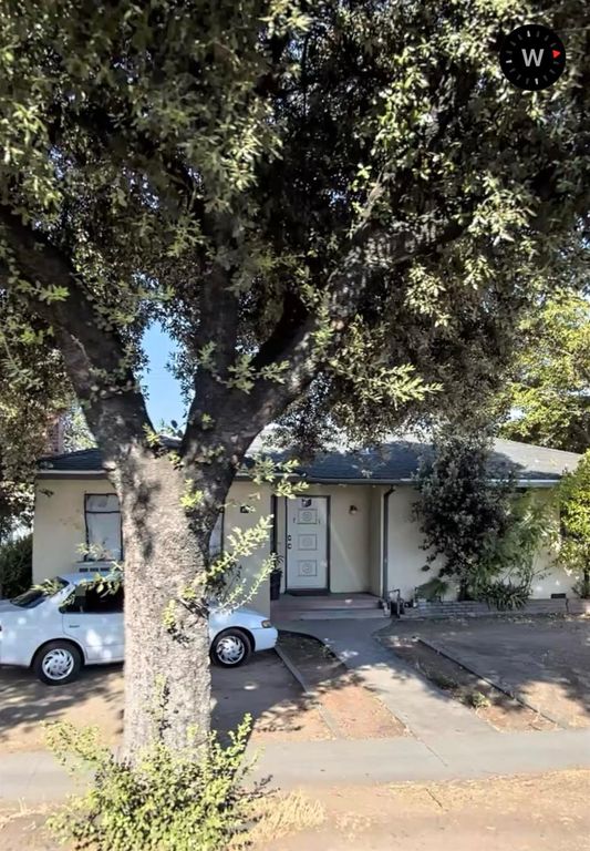 3743 N Fresno Street, Fresno, CA 93726