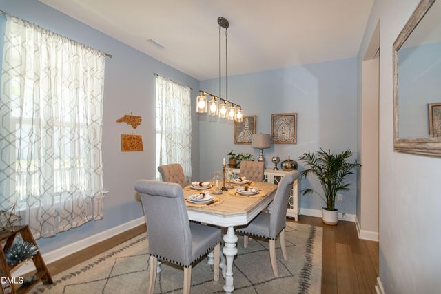417 Reinsman Court, Mebane, NC 27302