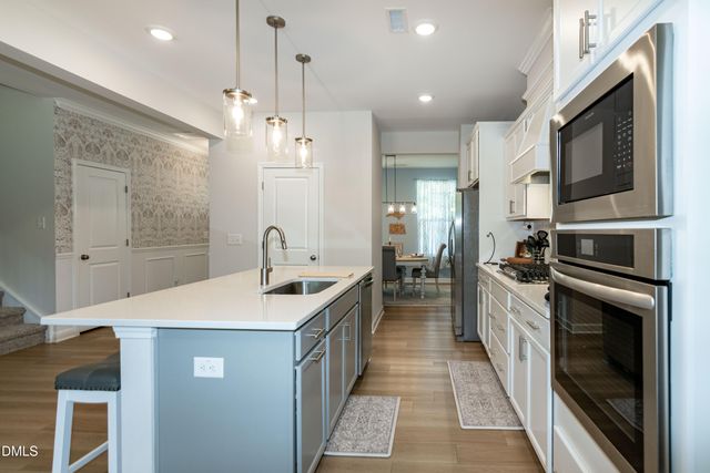 417 Reinsman Court, Mebane, NC 27302