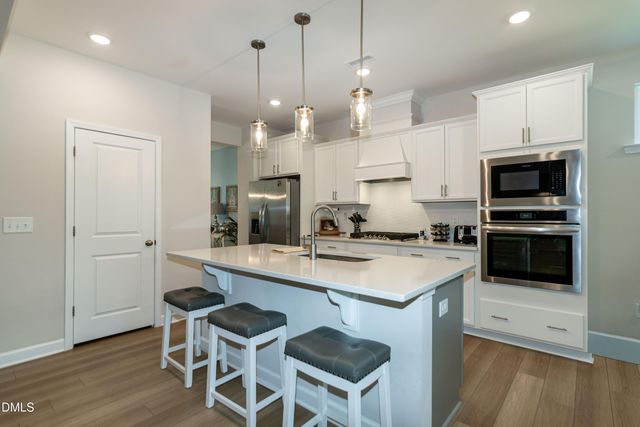 417 Reinsman Court, Mebane, NC 27302
