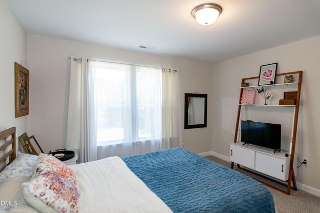 417 Reinsman Court, Mebane, NC 27302