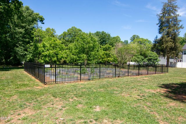417 Reinsman Court, Mebane, NC 27302