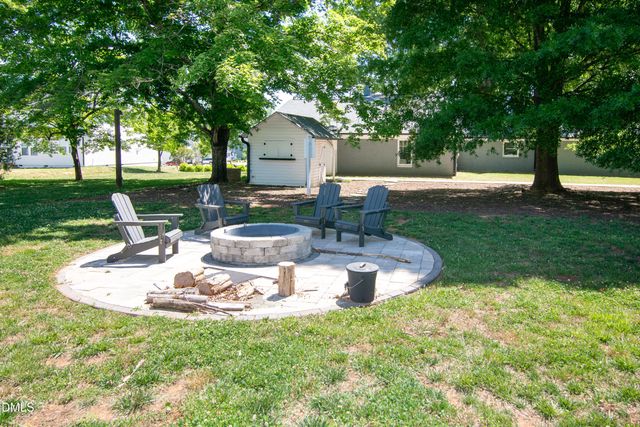 417 Reinsman Court, Mebane, NC 27302