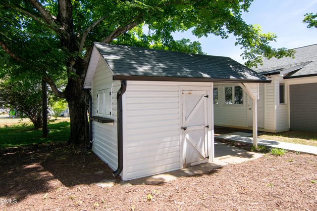 417 Reinsman Court, Mebane, NC 27302