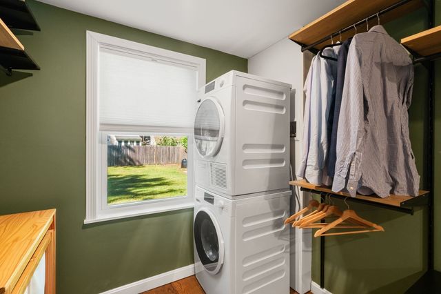 14 Essex Road, Sharon, MA 02067