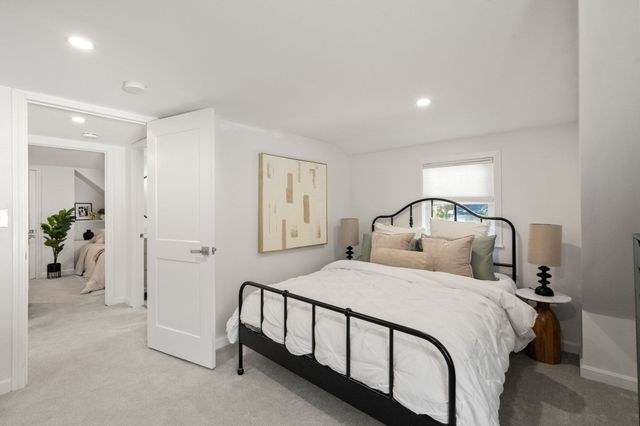 14 Essex Road, Sharon, MA 02067