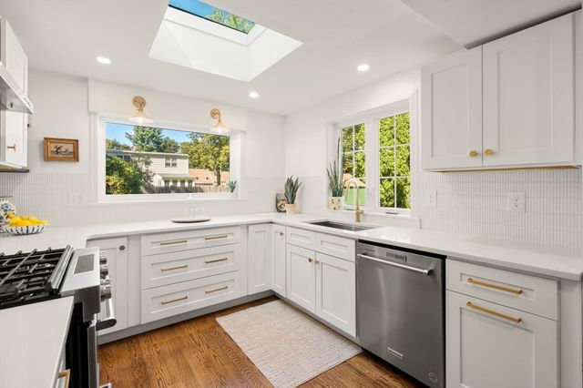 14 Essex Road, Sharon, MA 02067