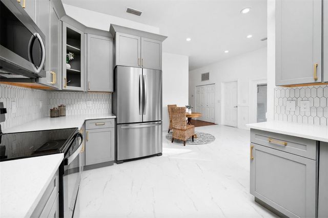 9405 SW 31ST LANE, Gainesville, FL 32608