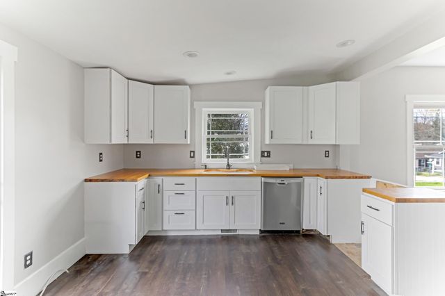 211 Minus Street, Greenville, SC 29601