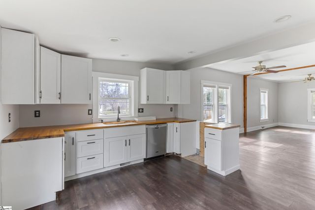 211 Minus Street, Greenville, SC 29601