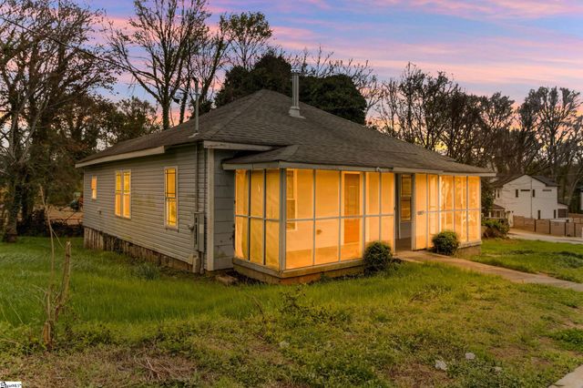 211 Minus Street, Greenville, SC 29601