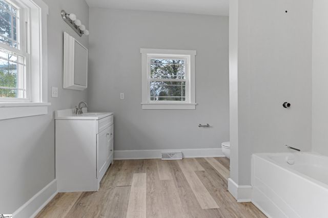 211 Minus Street, Greenville, SC 29601