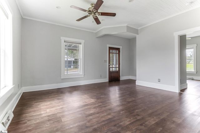 211 Minus Street, Greenville, SC 29601