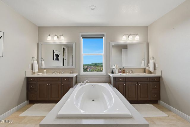 13 Barberry, Lake Forest, CA 92630