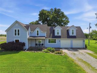 28821 S Famuliner Road, Garden City, MO 64747