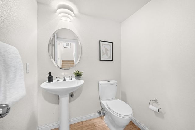 995 Asilomar 2, Sunnyvale, CA 94086