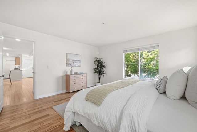 995 Asilomar 2, Sunnyvale, CA 94086