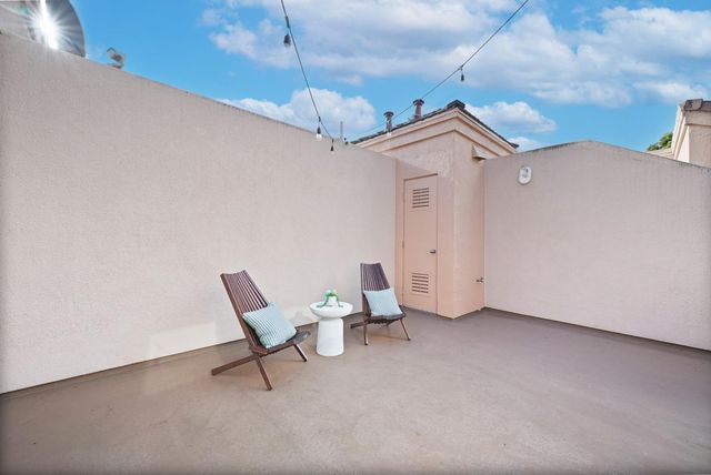 995 Asilomar 2, Sunnyvale, CA 94086