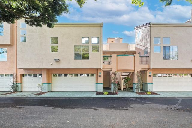 995 Asilomar 2, Sunnyvale, CA 94086