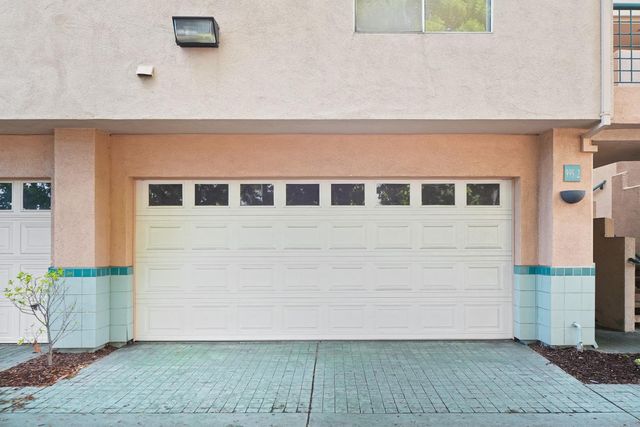 995 Asilomar 2, Sunnyvale, CA 94086