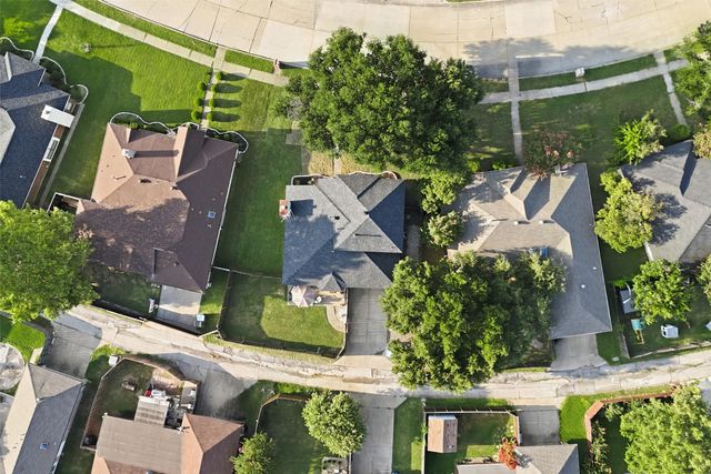 7606 Beverly Drive, Rowlett, TX 75089
