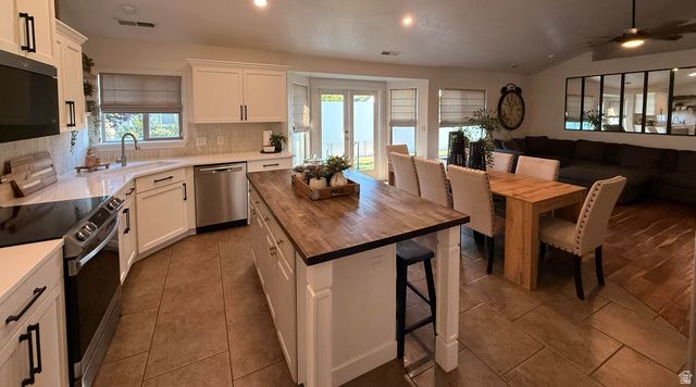 1864 W 2185 S, Woods Cross, UT 84087