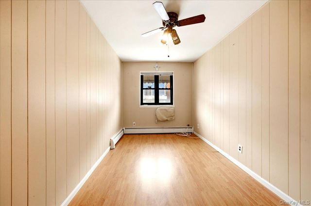 545 Hollywood Avenue, Bronx, NY 10465