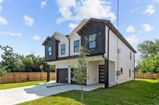 969 Reverend B J Lewis Drive, Houston, TX 77088
