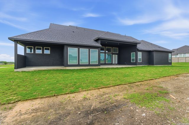 9323 Steel Spur, Marion, TX 78124