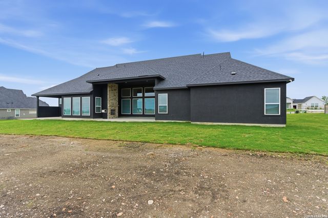 9323 Steel Spur, Marion, TX 78124