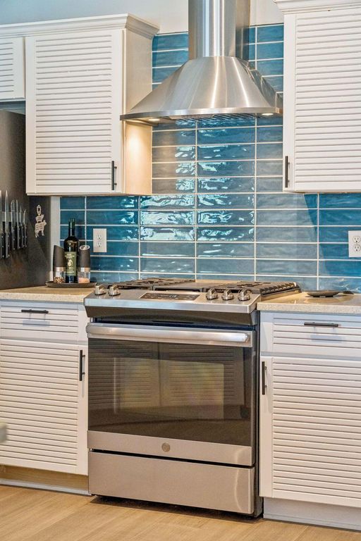 Image 14 of property listing at 1605 Regimental Lane, Johns Island, SC 29455