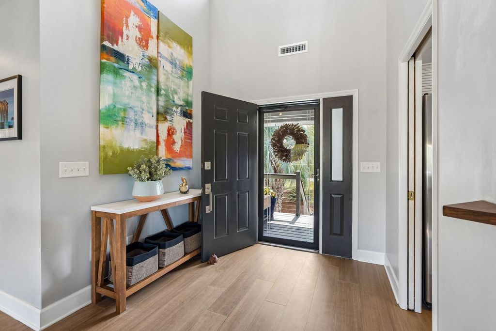 Image 4 of property listing at 1605 Regimental Lane, Johns Island, SC 29455