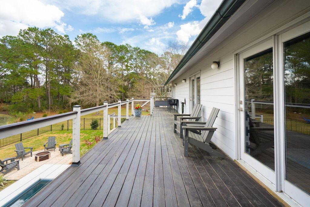 Image 43 of property listing at 1605 Regimental Lane, Johns Island, SC 29455