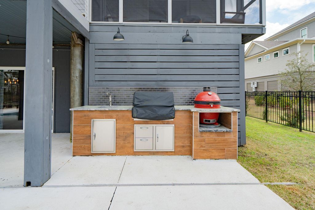 Image 49 of property listing at 1605 Regimental Lane, Johns Island, SC 29455