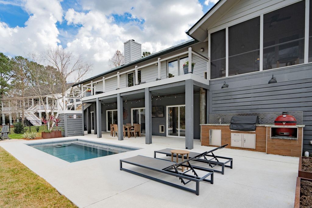 Image 50 of property listing at 1605 Regimental Lane, Johns Island, SC 29455