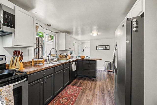 722 N University Avenue, Mt Pleasant, MI 48858