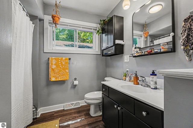 722 N University Avenue, Mt Pleasant, MI 48858