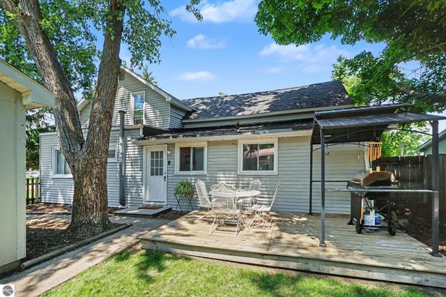 722 N University Avenue, Mt Pleasant, MI 48858