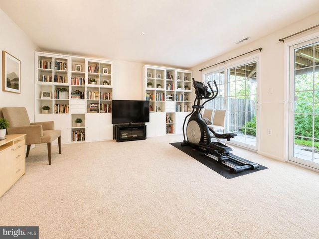 20249 RED BUCKEYE CT, Germantown, MD 20876