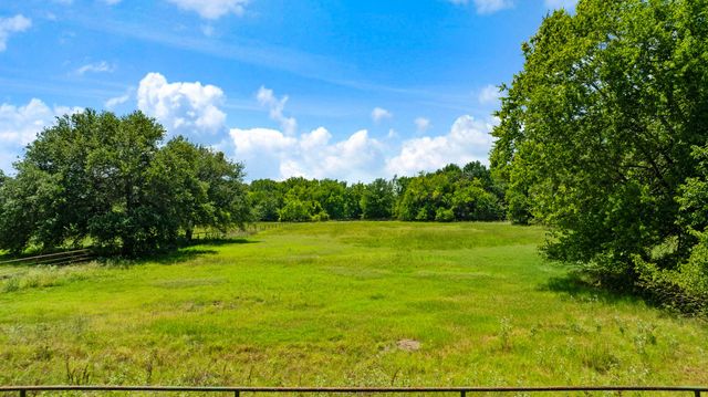618 County Road 33970, Powderly, TX 75473