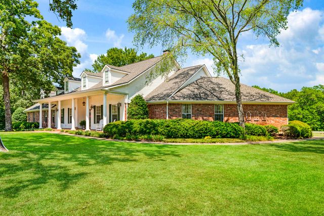 618 County Road 33970, Powderly, TX 75473